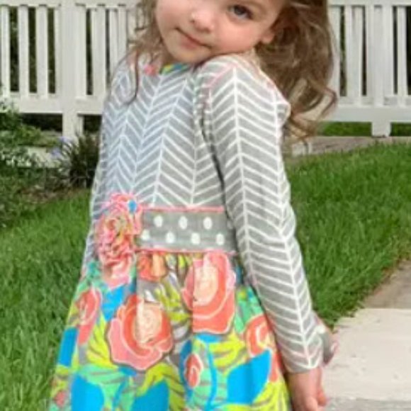 Herringbone Floral Dress & Leggings Outfit - Picture 7 of 11